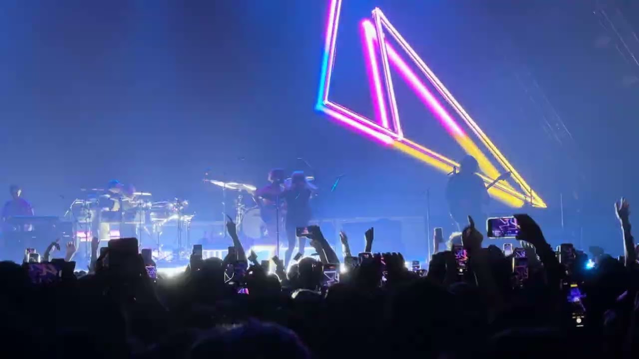 Paramore - Hard Times [Live @ Houston] 07/11/2023