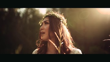 GENDENG SELISIH - SULIYANA ( Official Music Video )