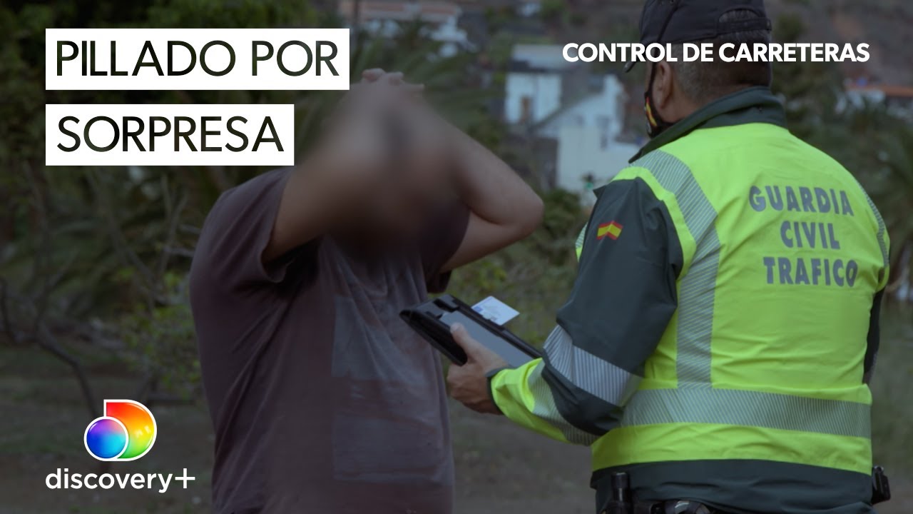 Pillado: así descubren los agentes lo que esconde este conductor | Control de carreteras