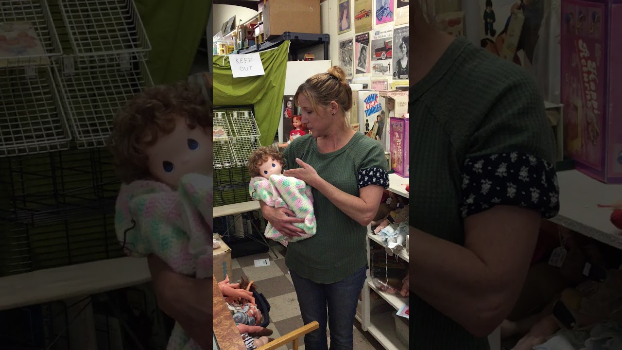 Doll - SOESD ASL Dictionary