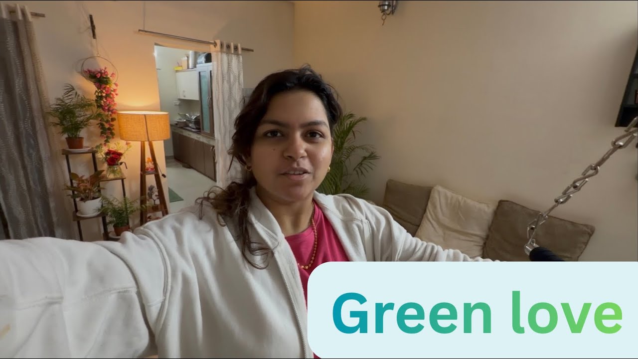 My green love, my happy place my 🏡 cleaning , dusting my green living thing . 