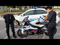 Tiba2 abg polis datang...apakah kesudahannya saksikan video ini..superbike dan peronda pdrm..