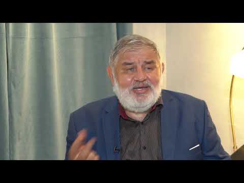 Встреча с авторами книги "Боевая экология" в Санкт-Петербурге в книжном магазине "Во весь голос".