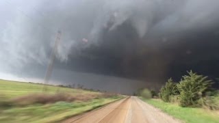 Deadly tornadoes storm through central US