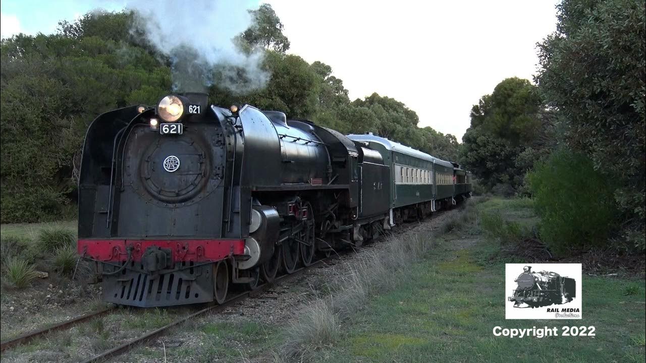 621 climbs through Bugle Ranges at night audio only YouTube