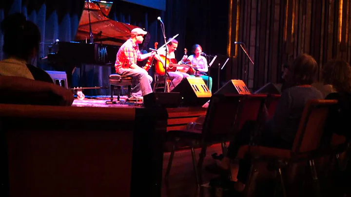 Tte--tte @ The Freight