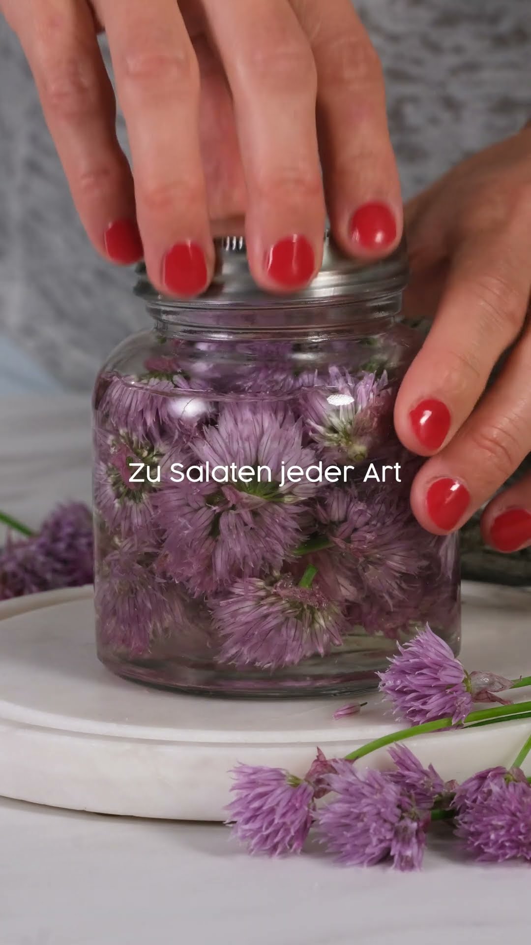 Schnittlauchblüten Essig (pinker Essig) - YouTube