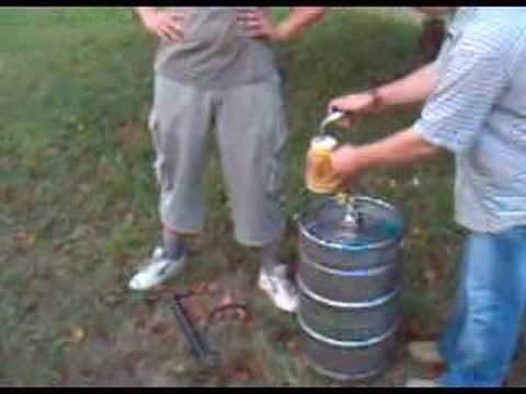 Admin naráží pivo