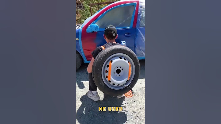 Budget car paint hack that actually works! 🤯🚘🎨 #cartips #diyhack