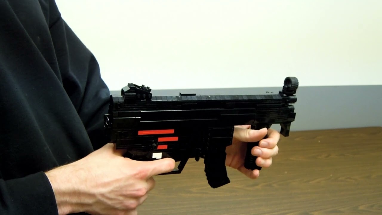 MP5KA4 (1:1), a LEGO Brick Replica – Brick Replicas