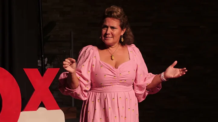 The lessons I learn from a Pineapple | Annie Meeha...