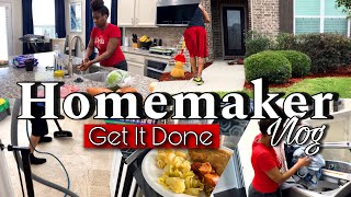HOMEMAKER VLOGS & CLEAN WITH ME | DAY IN THE LIFE OF MOM OF 2 | Yard Refresh, Cooking, Laundry