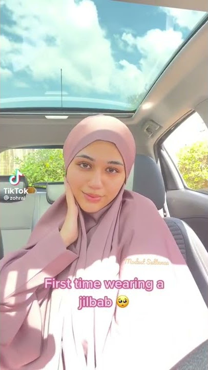 First time wearing a Jilbab 🌸 جلباب #muslimtiktok #hijabi #tiktokhijab #jilbab #jilbabers #modesty