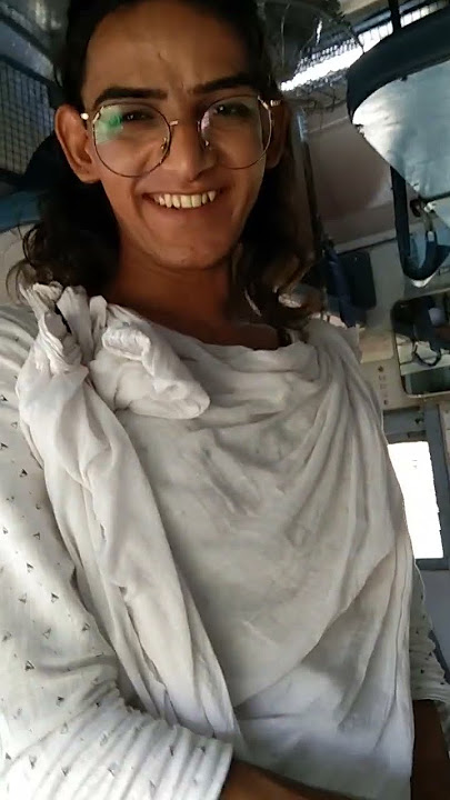 Train mein kinnar | ट्रेन में किन्नर | Train mein Khwaja Sera # Bibben ji ka vlog #YouTube #india .