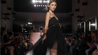 Philosophy di Lorenzo | Full Show | Milan Fashion Week | Fall/Winter 2017/2018