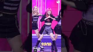 Rating Chaehyun Outfit In Wa Da Da Era