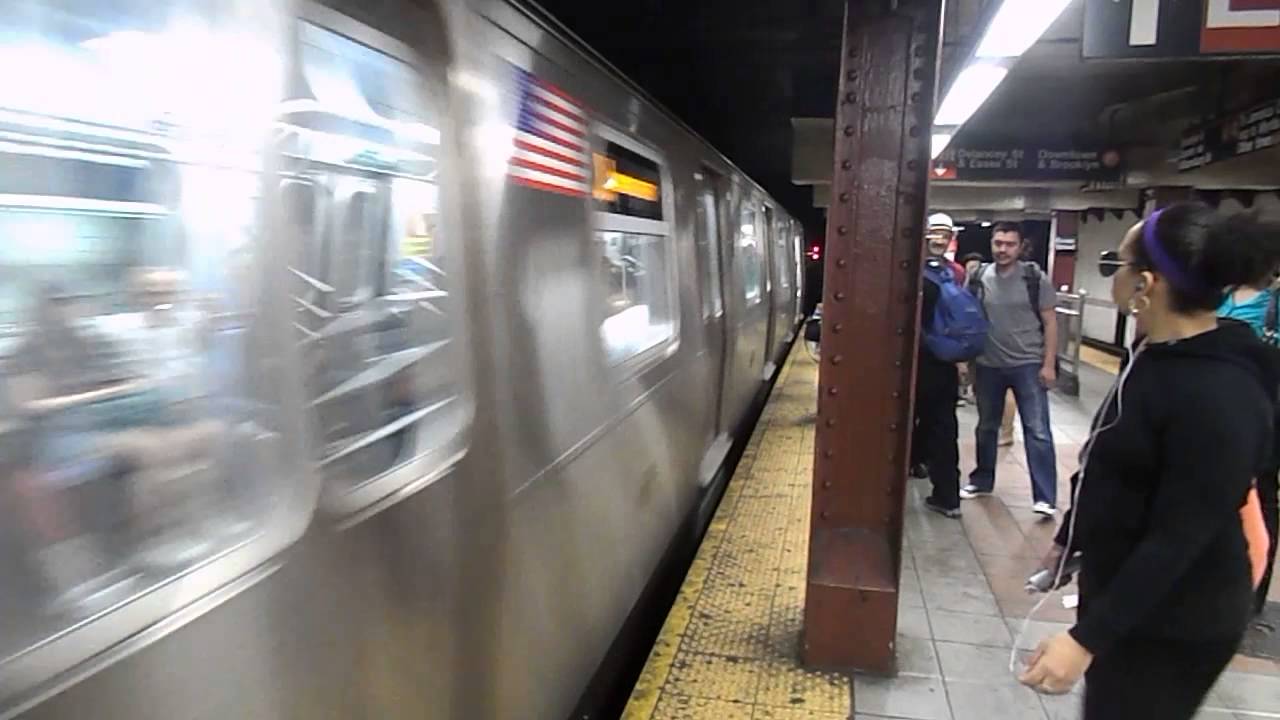 Queens-bound R-160 J Train Approaching Essex Street - YouTube