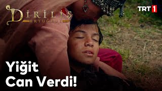 Diriliş Ertuğrul 61. Bölüm - Yiğit ablasının kollarında can veriyor