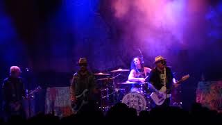 Vignette de la vidéo "Black Stone Cherry -- James Brown live"