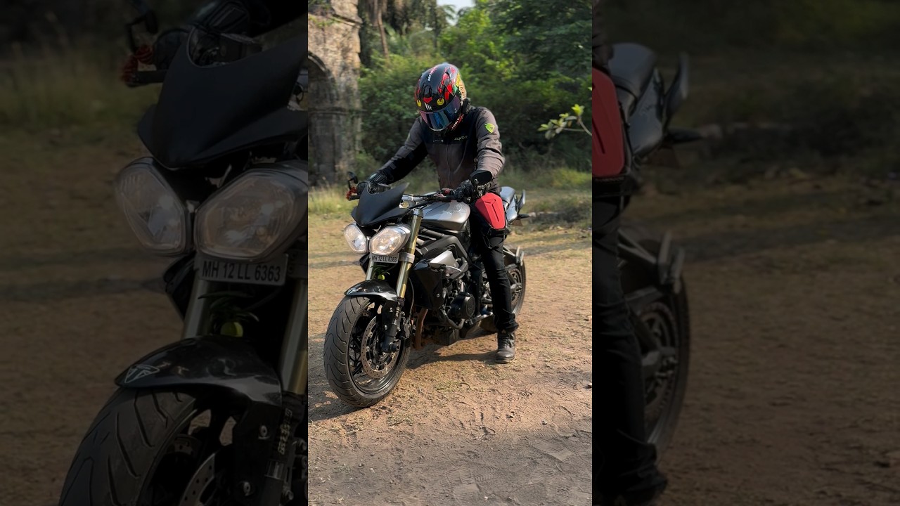 Triumph street triple  with full system arrow exhaust startup and revving ! Earphones recommended !