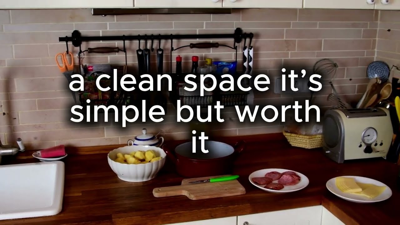 How to Clean Oven Glass for a Shiny, Spot-Fre