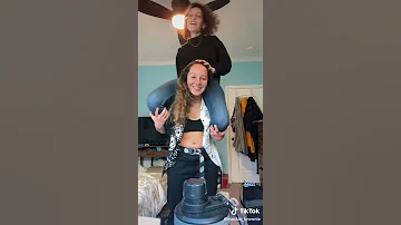 Shoulder Ride 