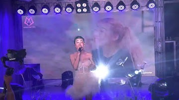 Hana Cẩm Tiên hát chúc mừng đám cưới Út Nhị & Minh Cơ