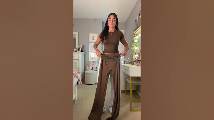 Comfy school outfit inspo!!🤎🤎 #ootd #style #school #fashion#ideas #leggings