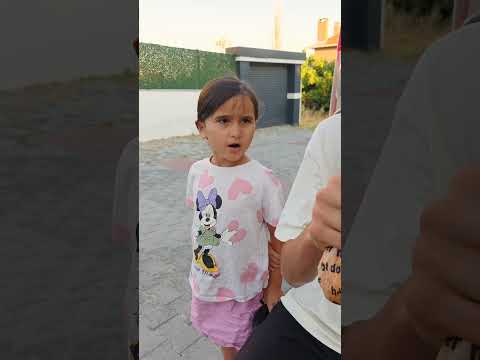 أعطوني شاورما أنا شعبان أنا آسف شورتات