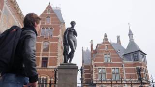 Marking up the world with Google's beacon platform