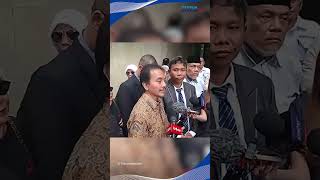 SINDIRAN PEDAS ROY SURYO, Sentil Keterangan Pelapor: Aneh Tak Punya Hubungan Darah dengan Jokowi!