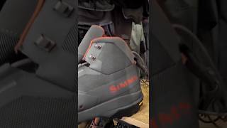 Ботинки для рыбалки Simms на выставке в Чехии