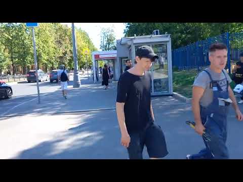 метро Каховская, выход номер 10 к автобусу км до метро Каширская