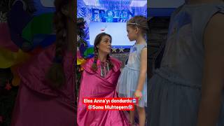 Elsa Anna’yı dondurdu🥶Sonu muhteşem❄️#shorts #frozen #elsa #anna #keşfet #tiktok #viral #komedi