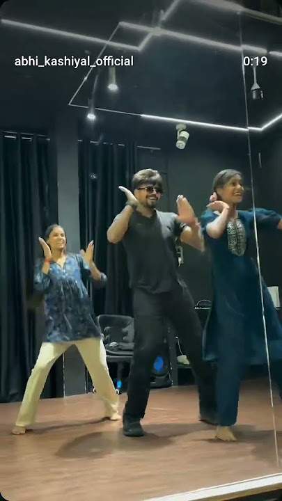 jal ma Sonu bhi fas go sath ma monu bhi 🤪... #dance #viral #trending #tiktok #millionviews #motivati