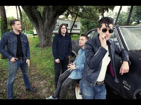 Arctic Monkeys - 'Drunk Texts Are A Bad Idea'