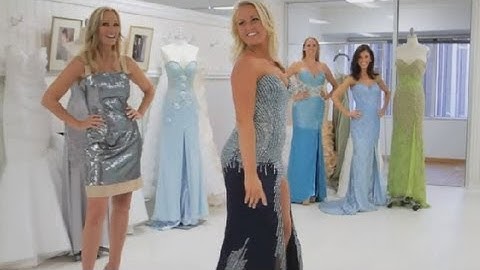 How to Model in a Pageant : Pageant Tips