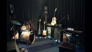 Download Lagu ABDI - SEANGGUN SENJA MENYAPA/UNGKAPAN HATI (KARAOKE HD) MP3