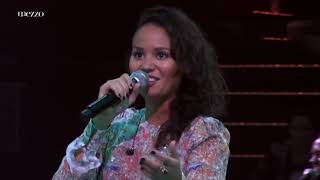 Mayra Andrade - Bia Dlulucha Hommage A Cesaria Evora - Festival Dile De France 2012