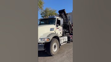 Roll off dumpster swaps💪🏼 #dumpsterrental #rolloff