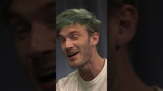 Did PewDiePie copy Filthy Frank? Lie Detector Test with Jacksepticeye [Pewds On This Day] Resimi