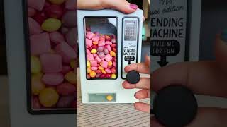 TINY VENDING MACHINE (mini objects that actually work)