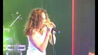 AMY SEARCH - Isi Atau Kulit (Live In Singapore)