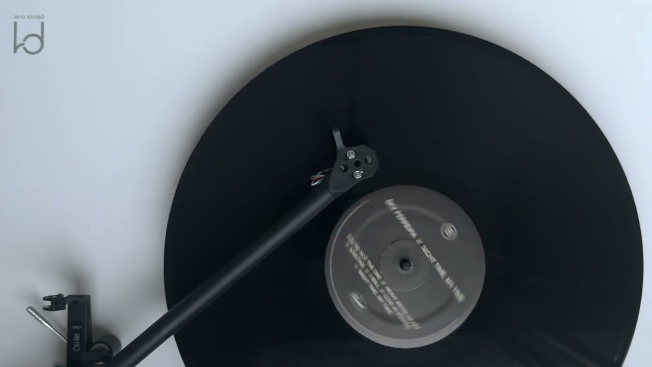 Sky Ferreira - Night Time, My Time (Vinyl Video) - YouTube