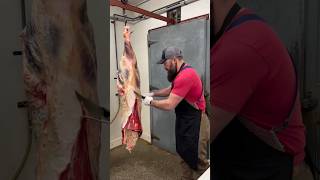 This Meat-Cutting Artist Earns $3,000 a Day—But Why? 😱🥩 This Meat-Cutting Artist Earns $3,000 a Day—But Why? 😱🥩