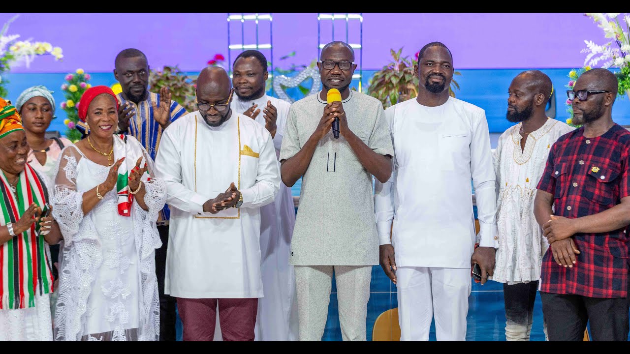 MP FOR AMASAMAN CONSTITUENCY HON. SEDEM K AFENYO EXPRESSES GRATITUDE TO STEPHEN ADOM KYEI-DUAH (VOG)