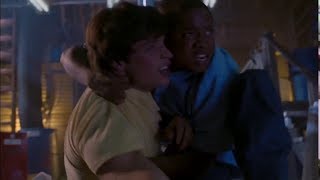 Smallville 2x03 Clark saves Pete from Dr. Hamilton