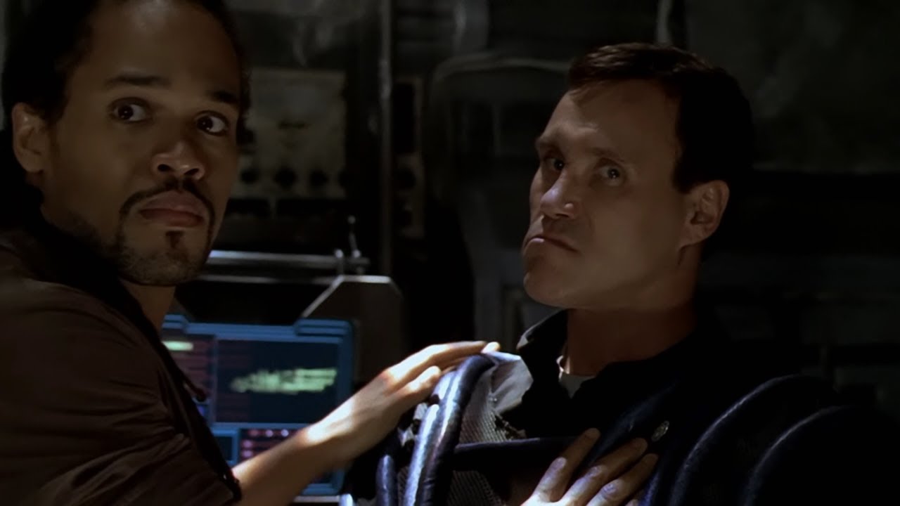 Senator Bayliss is angry, Burke vs Genghis, Cmdr. Errin Shohashi