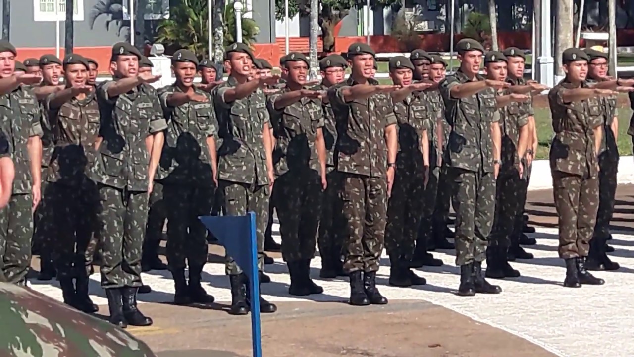 RECRUTAS REALIZANDO JURAMENTO À BANDEIRA NO 28° BIL CAMPINAS EXÉRCITO BRASILEIRO YouTube RECRUTAS REALIZANDO JURAMENTO À BANDEIRA NO 28° BIL CAMPINAS EXÉRCITO BRASILEIRO YouTube