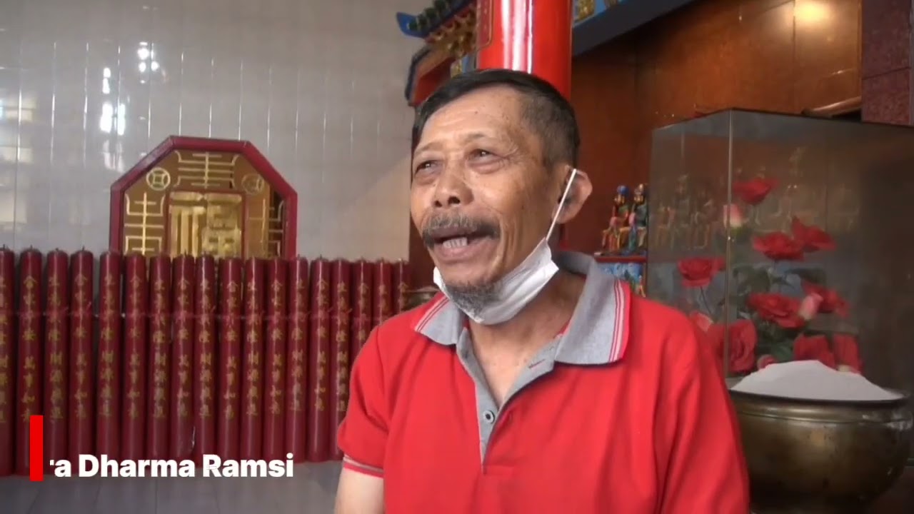 Jelang Imlek Vihara Dharma Ramsi Gelar Tradisi Membersihkan Patung Dewa